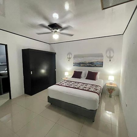 אלאג'ואלה Apartamentos Cielo #1, Airport Juan Santamaria מראה חיצוני תמונה